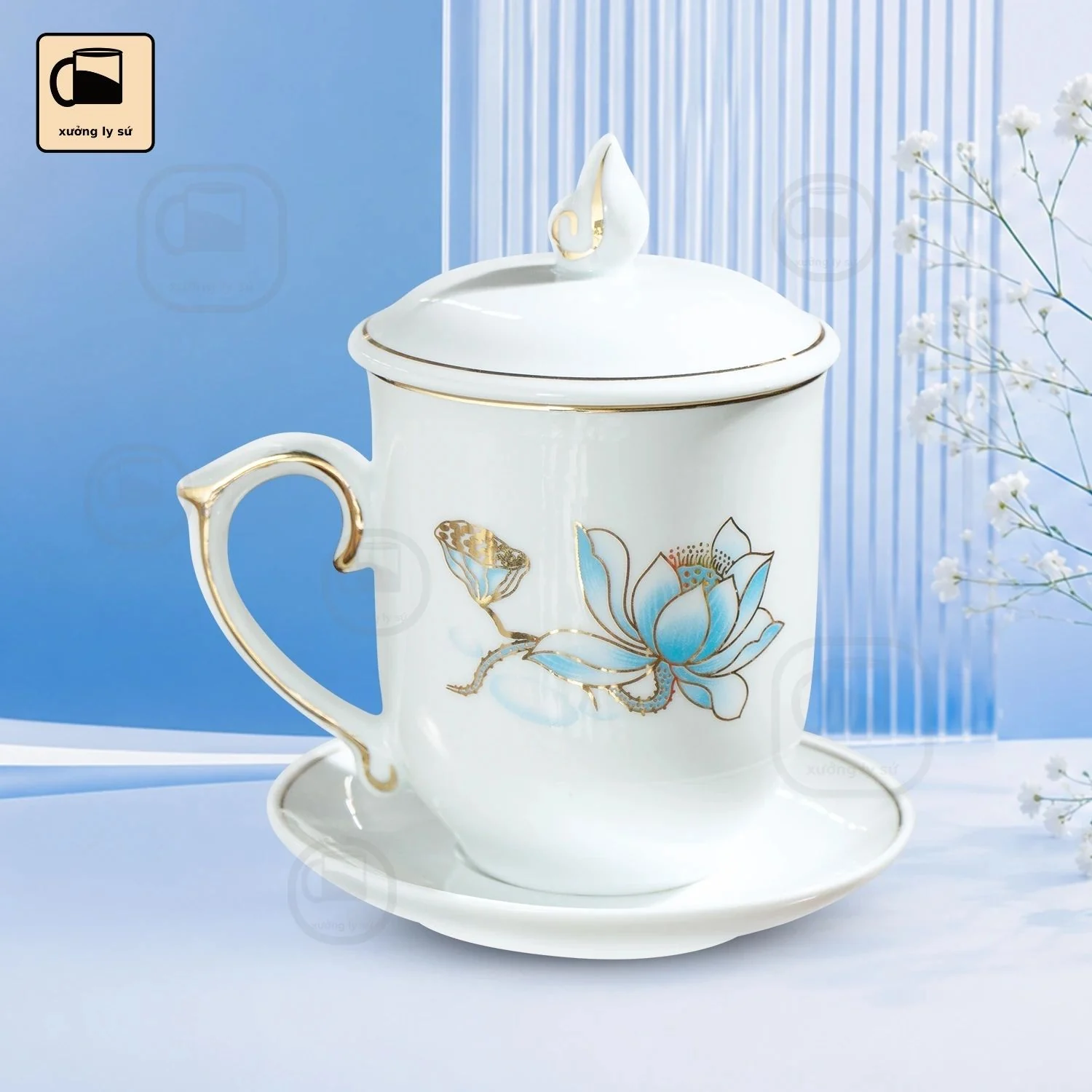 Ly Sứ Nắp Lửa Sen Nước Kẻ Chỉ Vàng Ly Sứ Nắp Lửa Sen Nước Kẻ Chỉ Vàng
